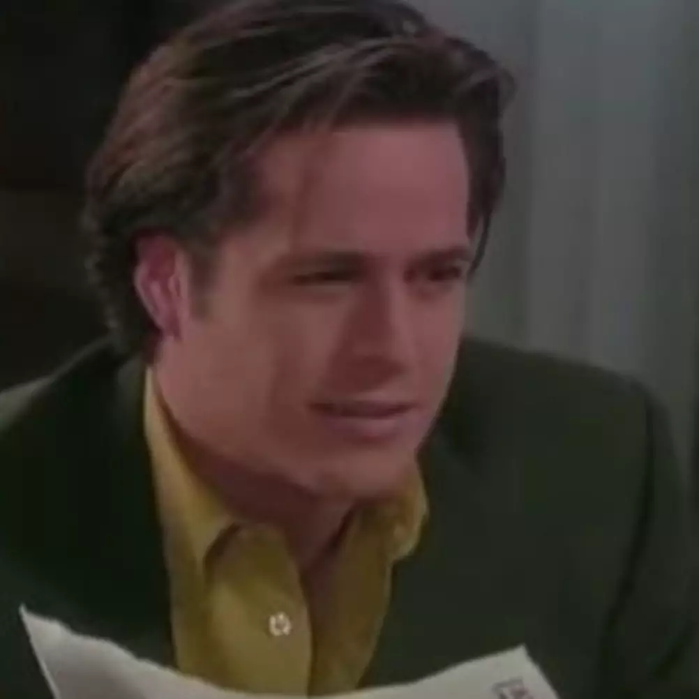 Dulu ganteng parlente kini manglingi di usia setengah abad, intip 9 transformasi suami kedua Rosalinda