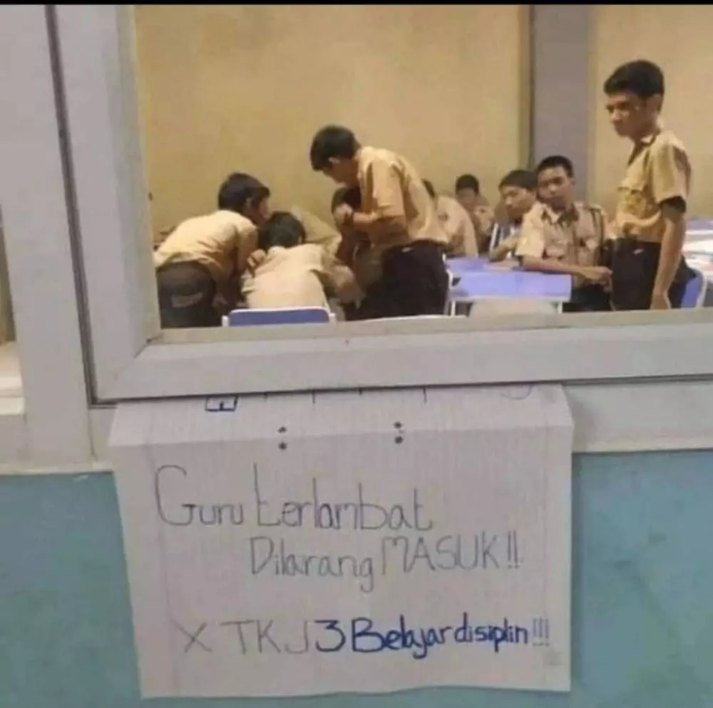 potret kocak hubungan guru dan siswa ini bikin ketawa © berbagai sumber