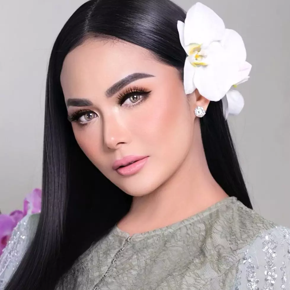 Hormati mendiang sang ayah, Krisdayanti pilih ganti nama