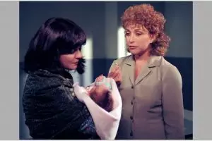 Ibu Thalia di Rosalinda ini mantan aktris cilik, intip 11 potret transformasinya yang kini awet muda