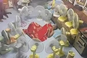 Gerah abis, 11 potret kocak orang melawan hawa panas ini nyelenehnya bikin tepuk jidat