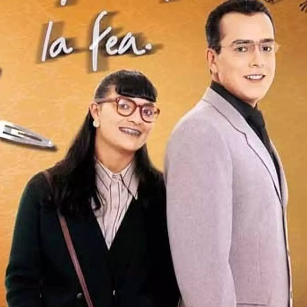 Dulu klimis kini penuh karisma di usia setengah abad, intip 11 potret terbaru Armando bos Betty La Fea