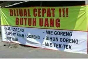 11 Tulisan lucu di spanduk iklan butuh uang ini tapi endingnya mengecoh