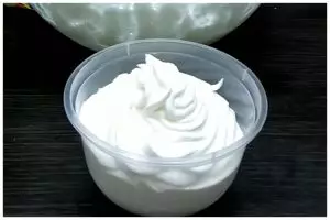 Lembut dan enak, ini 7 cara bikin es krim rumahan mirip Mixue dari 4 bahan sederhana