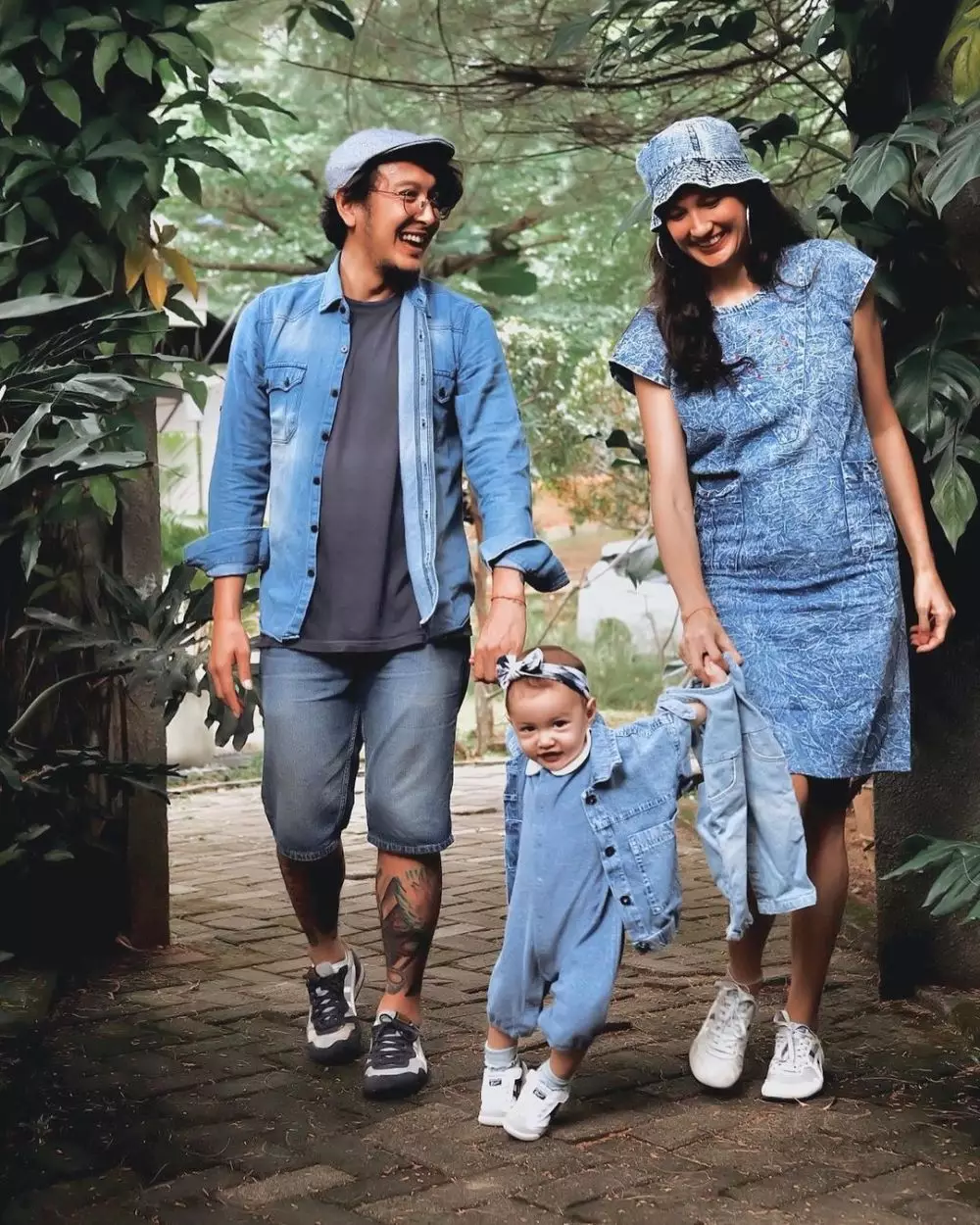 nadine ungkap kehamilan saat anniversary © instagram