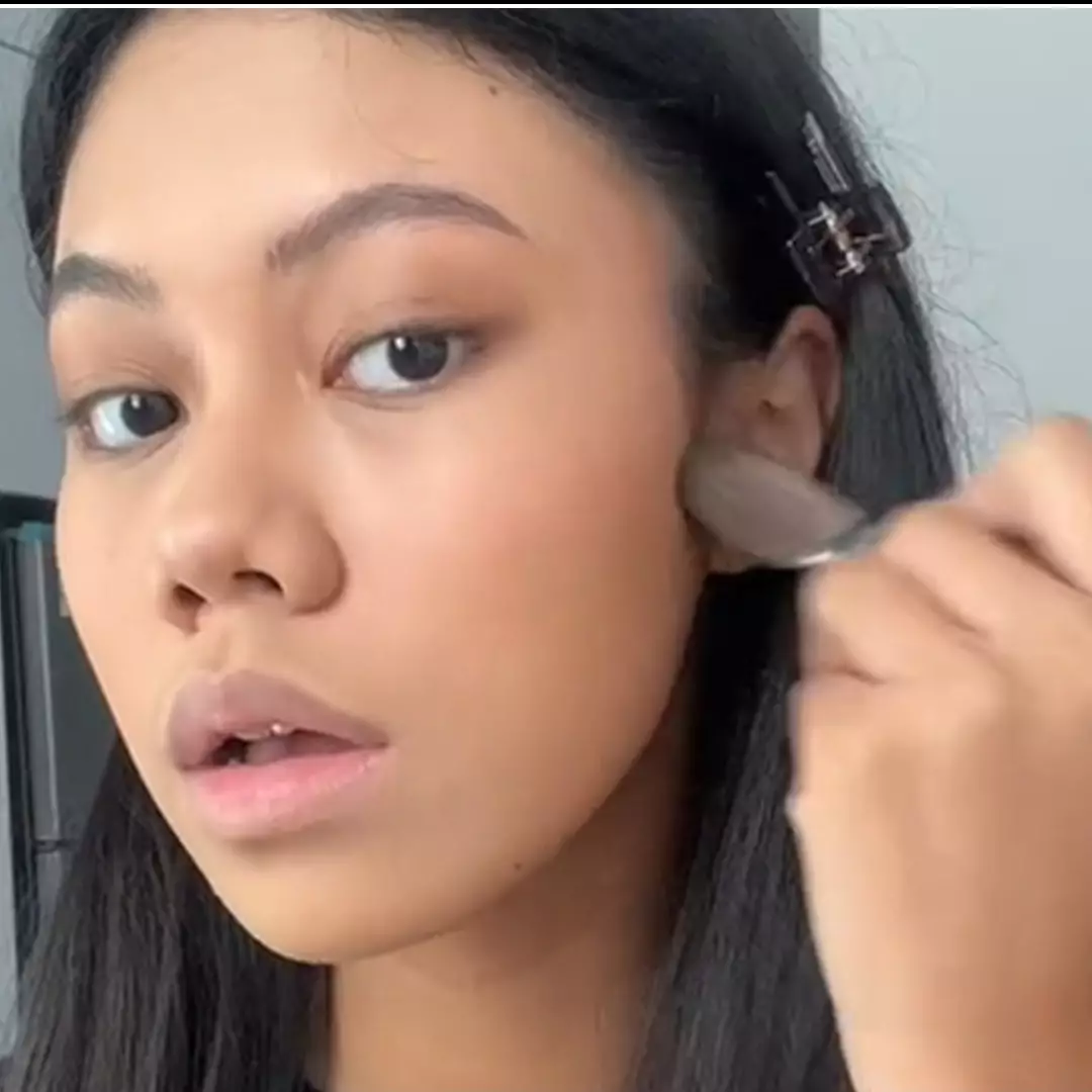 Remaja ini niatnya recreate makeup ala Naura Ayu, hasilnya alih-alih mirip tapi panen pujian