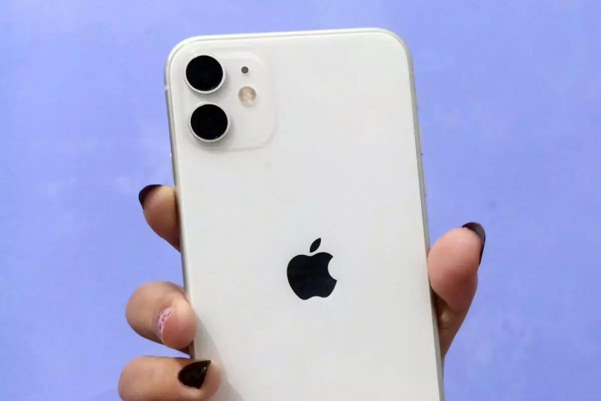 Begini cara membuat logo Apple iPhone jadi tombol rahasia, bisa dikustom lho