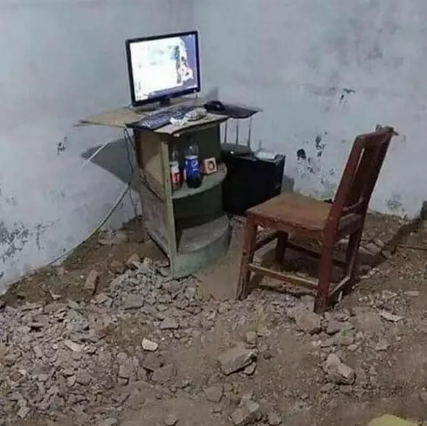 potret kocak meja kerja Berbagai sumber potret kocak meja kerja Berbagai sumber