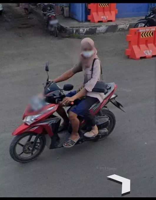Potret kocak pengendara motor di Google Maps Berbagai sumber Potret kocak pengendara motor di Google Maps Berbagai sumber