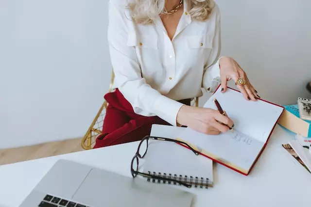 Contoh surat dispensasi sekolah, lengkap dengan pengertian dan fungsinya © 2023 brilio.net