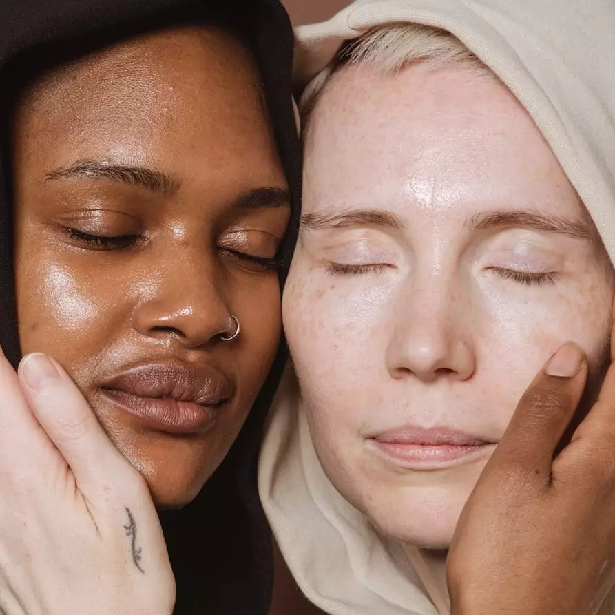 Contoh toleransi dalam kehidupan sehari-hari, lengkap dengan manfaatnya