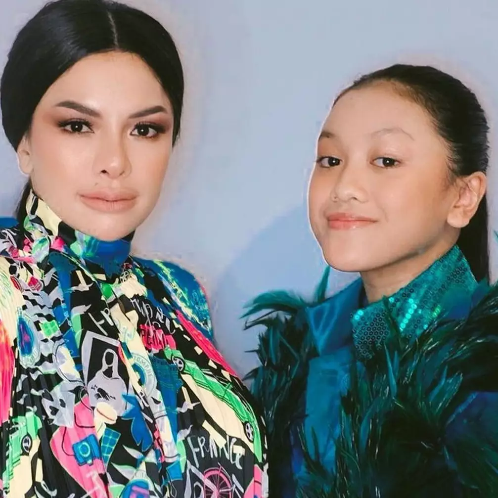 Mengaku hubungannya dengan sang ibu tak akur, ini 11 momen kebersamaan Lolly dan Nikita Mirzani