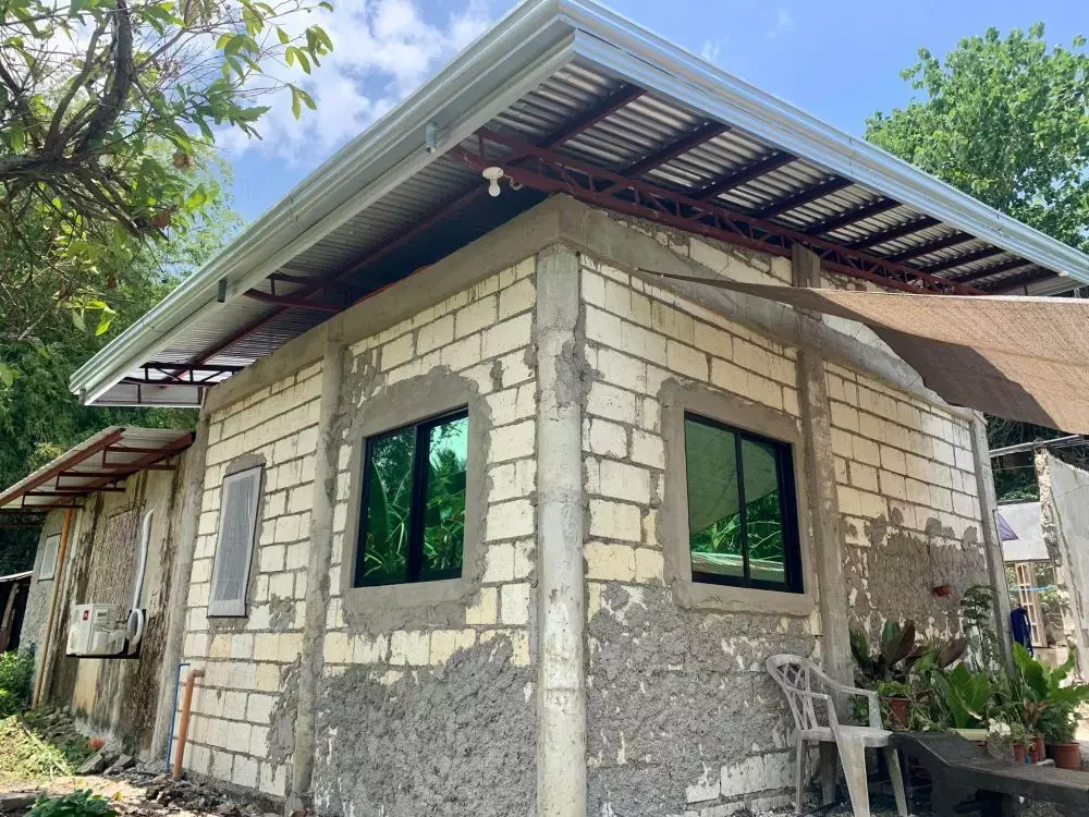 rumah mungil dinding batako © Facebook rumah mungil dinding batako © Facebook