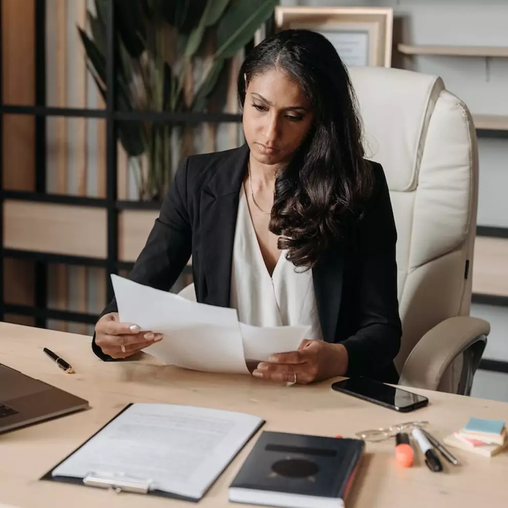 Contoh kata-kata untuk mengirim email ke perusahaan, lengkap dengan penjelasannya