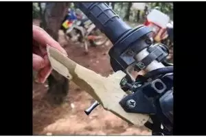 11 Potret kocak modifikasi pada motor ini nyeleneh banget bikin geleng kepala