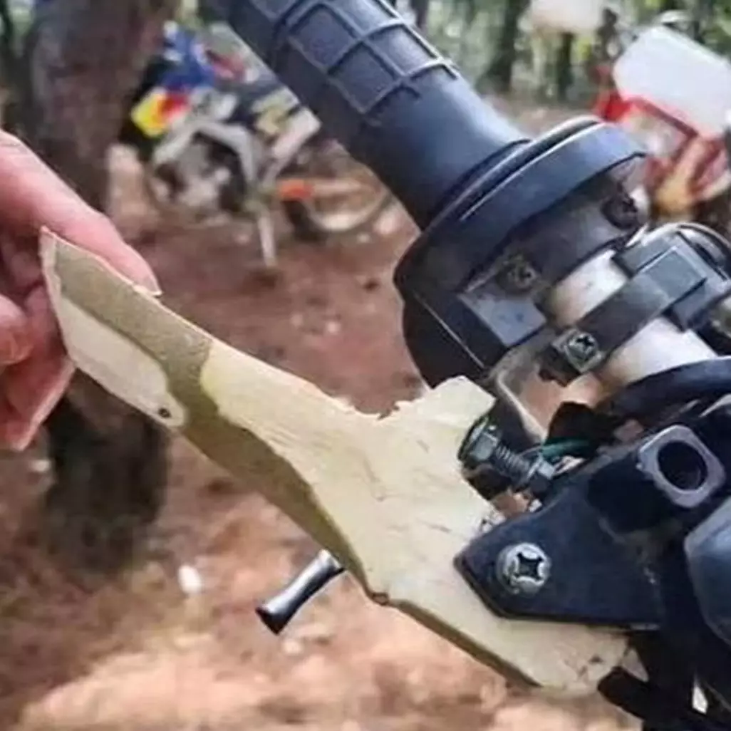 11 Potret kocak modifikasi pada motor ini nyeleneh banget bikin geleng kepala