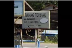 13 Potret kocak spanduk orang jualan jasa dan benda nggak berguna ini siapa yang mau beli?