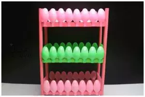 Cuma pakai sendok plastik bekas, begini cara bikin rak bumbu estetik