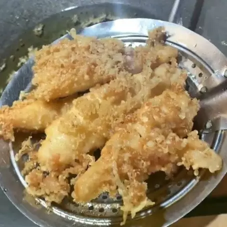 Trik bikin tape goreng supaya hasilnya bersarang, krispi, dan tak banyak menyerap minyak