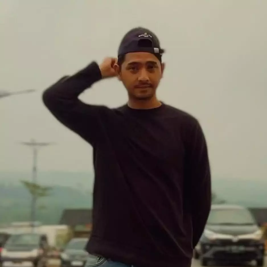 Tak temani Putri Anne dan Ibrahim liburan ke Australia, Arya Saloka justru pilih lakukan hal ini