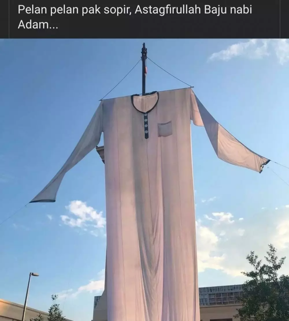 13 potret kocak penampakan benda asing © berbagai sumber