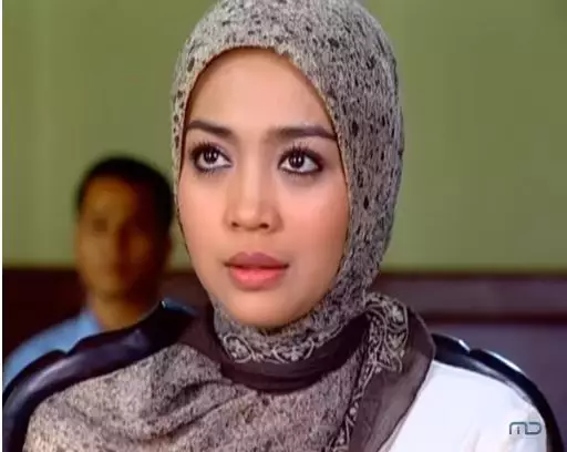 lawan main adly fairuz cinta fitri © berbagai sumber