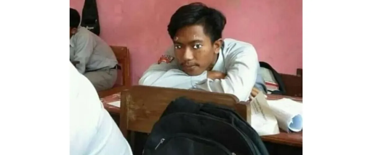 Random Guru Kreatif abis, 11 potret kocak kelakuan siswa di kelas ini bikin guru ...