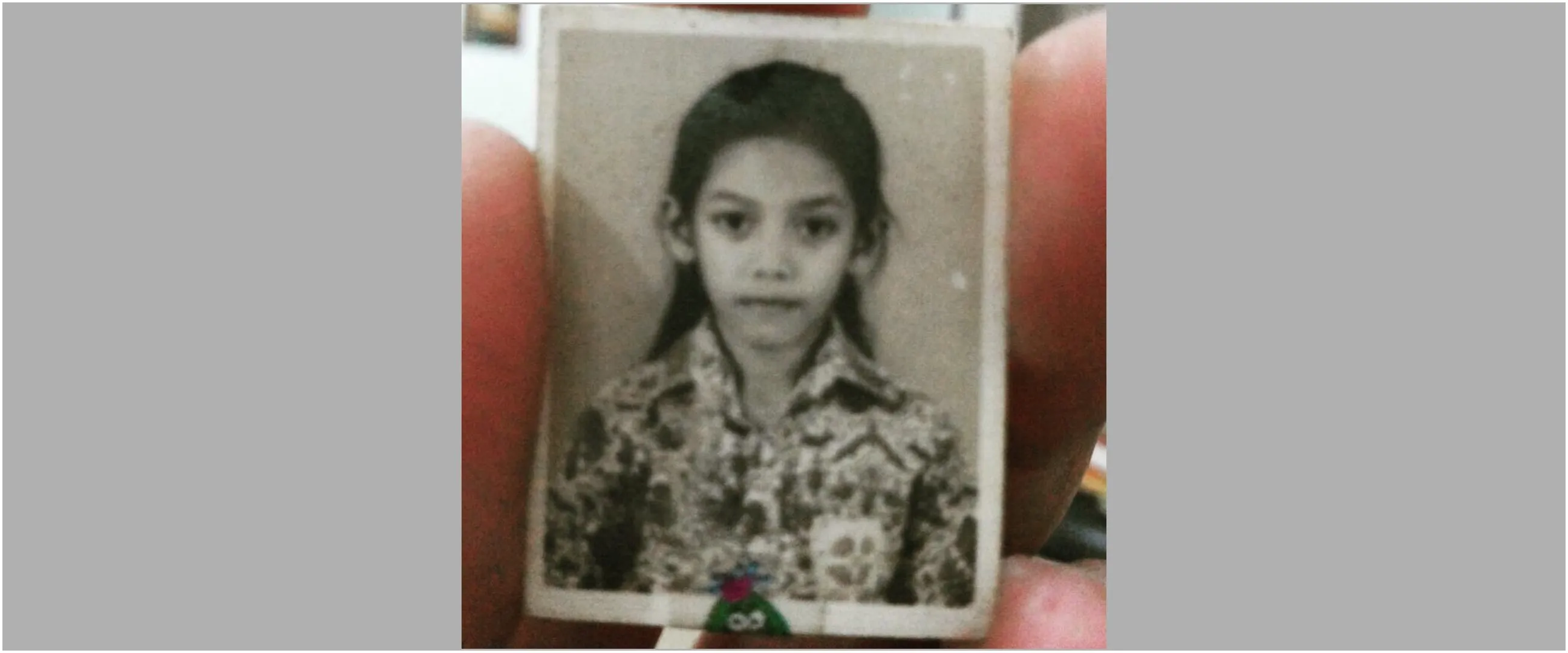 Bocah ini gedenya nggak lulus SMA, kini sukses jadi penyanyi, punya rumah bak kastil di tengah hutan