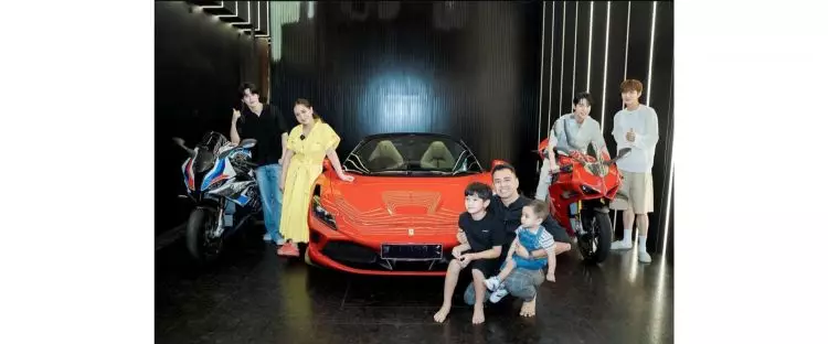 Momen NCT DoJaeJung ke rumah Raffi Ahmad &amp; Nagita Slavina, warganet: Akhirnya Rafathar ketemu kakaknya