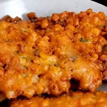 Tanpa tepung tapioka dan telur, ini cara bikin bakwan jagung makin lebar sekaligus garing tahan lama