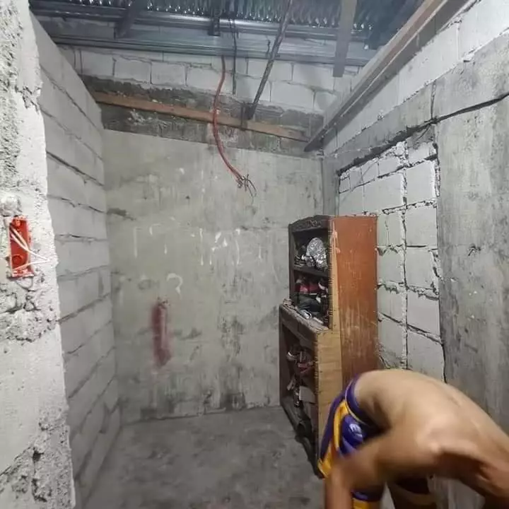 Ruangan mirip gang batako sempit disulap jadi kamar minimalis  © Facebook/Haizel Joy Cailes Salvacion