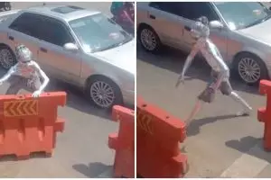 Viral aksi heroik manusia silver bantu buka jalan agar ambulans bisa lewat, banjir pujian