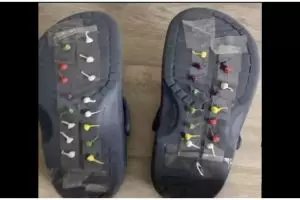 13 Potret kocak desain sepatu dipasang benda nyeleneh, bikin geleng kepala