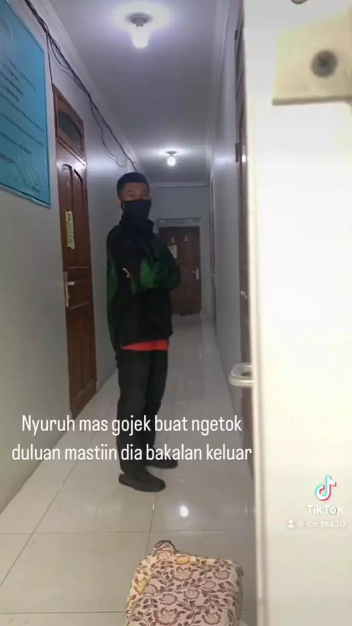 Pergok selingkuh lewat driver online © Twitter Pergok selingkuh lewat driver online © Twitter