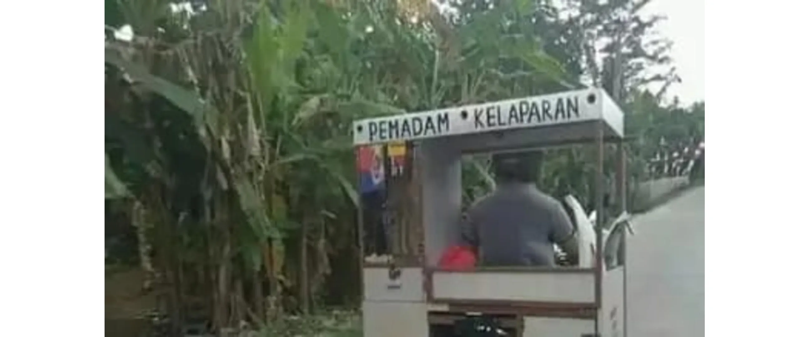11 Potret kocak bin kreatif tulisan yang dibawa pedagang keliling ini nyeleneh, bikin mikir dua kali