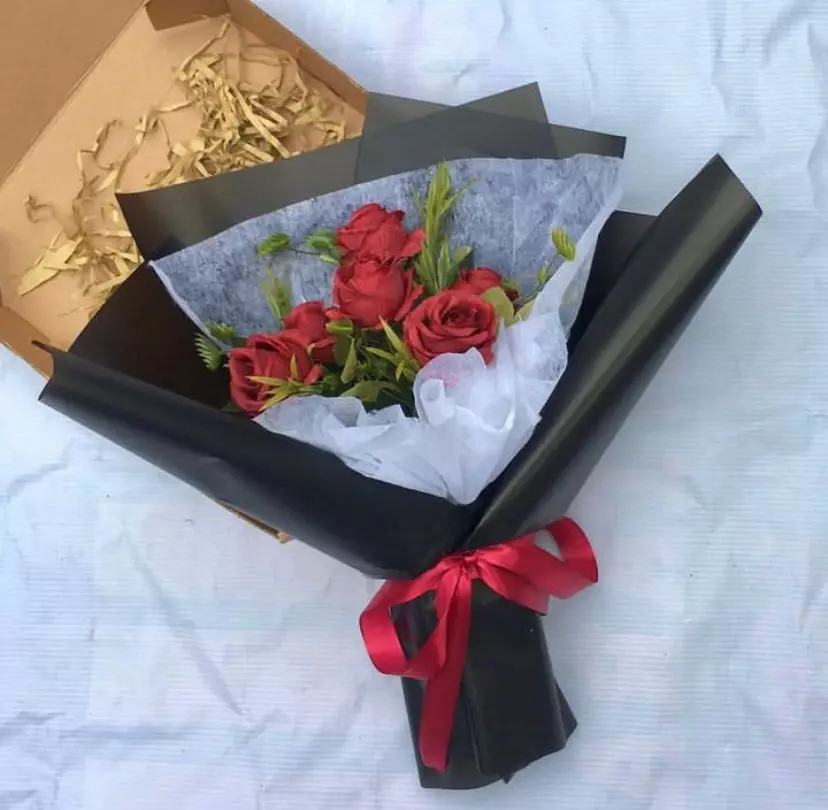 kisah inspiratif mahasiswa uny kuliah kumpulkan cuan dari buket bunga © 2023 brilio.net kisah inspiratif mahasiswa uny kuliah kumpulkan cuan dari buket bunga © 2023 brilio.net