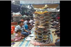 11 Potret kocak makan bareng ini nyeleneh abis, lihat lauknya bikin geleng kepala