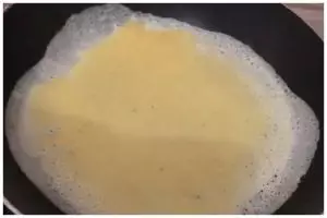 Tetap tipis dan tak mudah sobek, ini trik bikin adonan kulit lumpia tanpa tepung yang aman buat diet