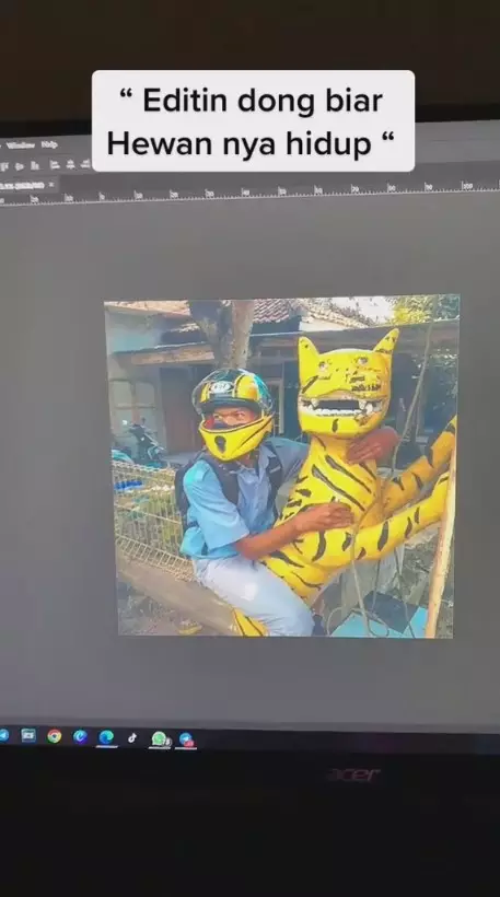 foto diedit jadi kocak © TikTok/@kangedittiktok foto diedit jadi kocak © TikTok/@kangedittiktok