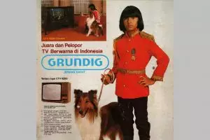 Model dengan rambut poni berkulit sawo matang ini mertua aktor FTV top, intip 11 potret terbarunya