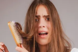 Tanpa produk mahal, ini trik tumbuhkan rambut mudah rontok pakai serum dari 1 jenis biji-bijian