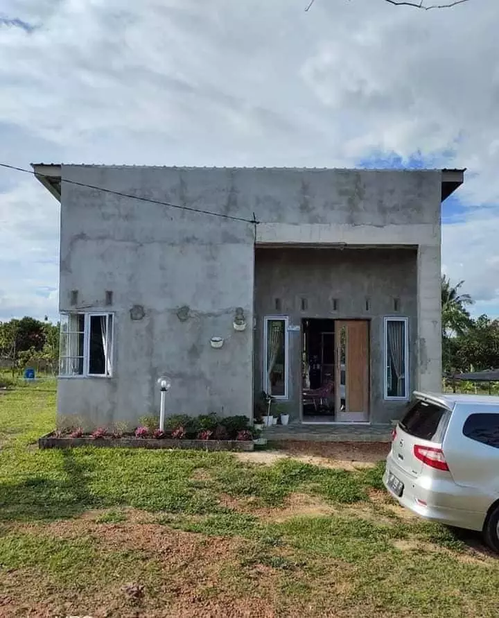 rumah kotak belum jadi mewah bak villa © Facebook/Filipino House Design
