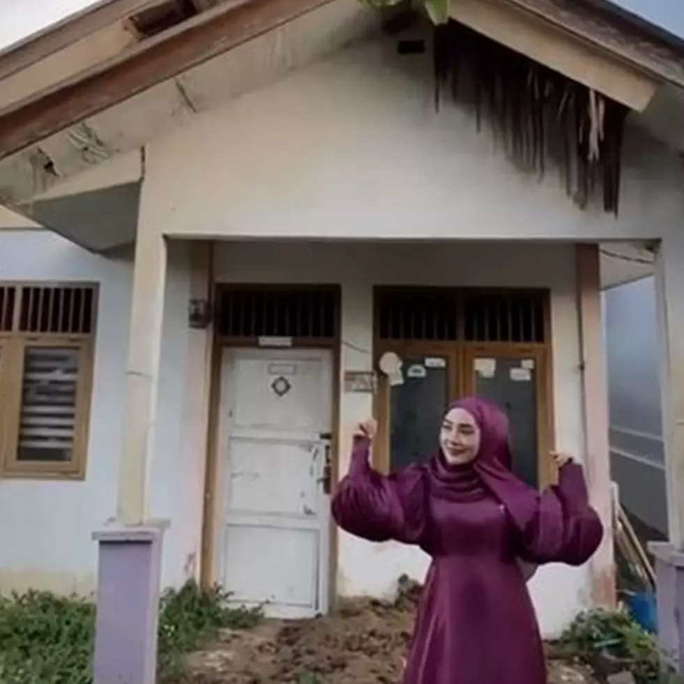 Dulu ngontrak kini pamer rumah mewah di Jakarta, 11 potret hunian wanita Aceh ini bikin melongo