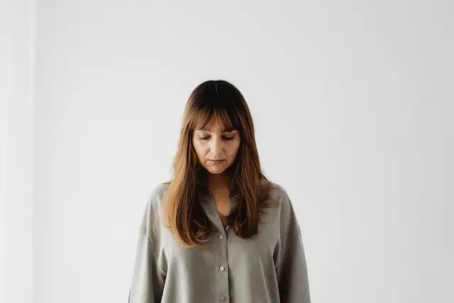 Arti mimpi rambut rontok saat disisir © 2023 brilio.net Arti mimpi rambut rontok saat disisir © 2023 brilio.net