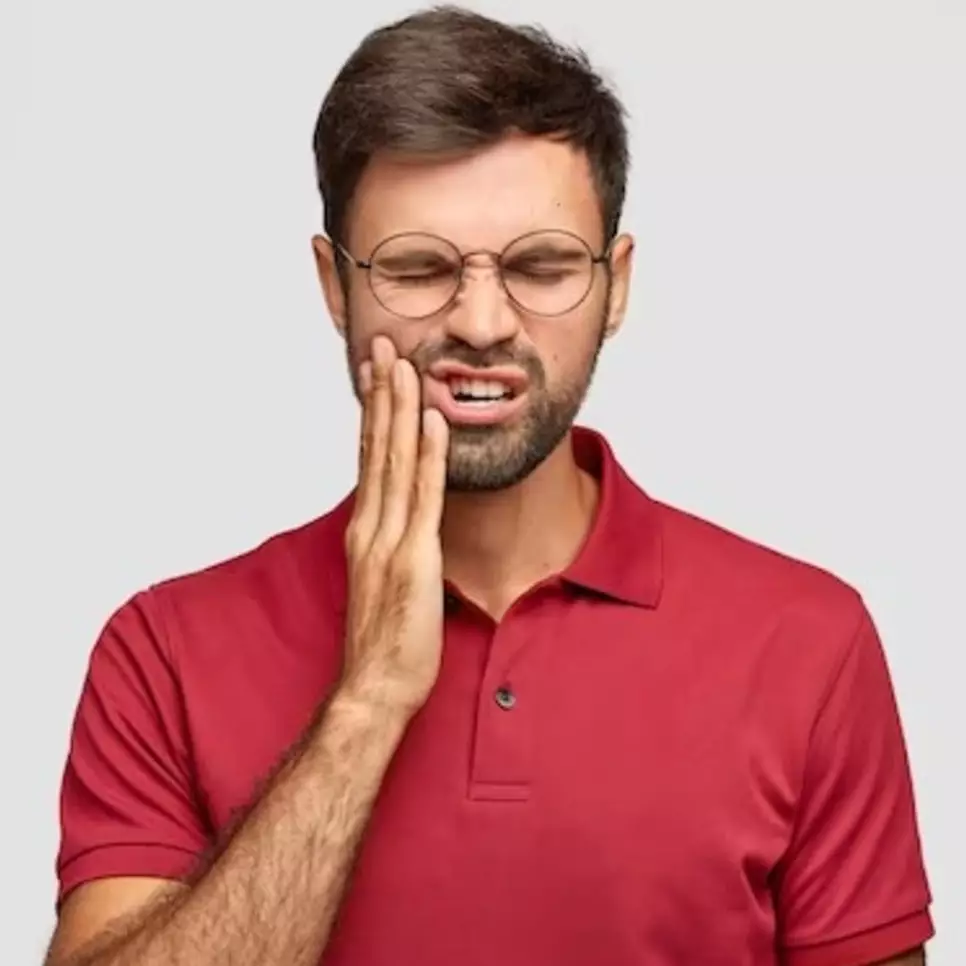 Trik hilangkan karang gigi dan bau mulut sekaligus ini cuma pakai 1 bahan dapur, antiribet &amp; ekonomis