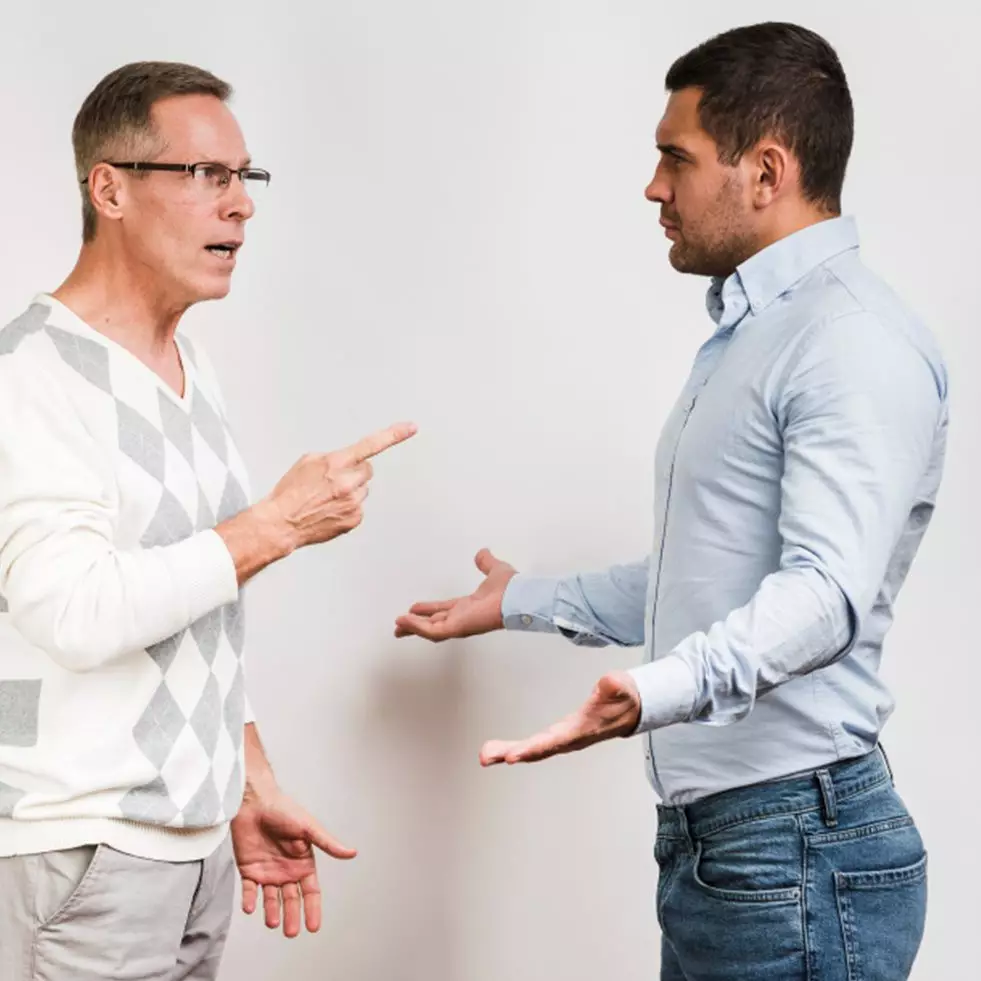 Contoh konflik sosial di lingkungan masyarakat, lengkap dengan penjelasannya