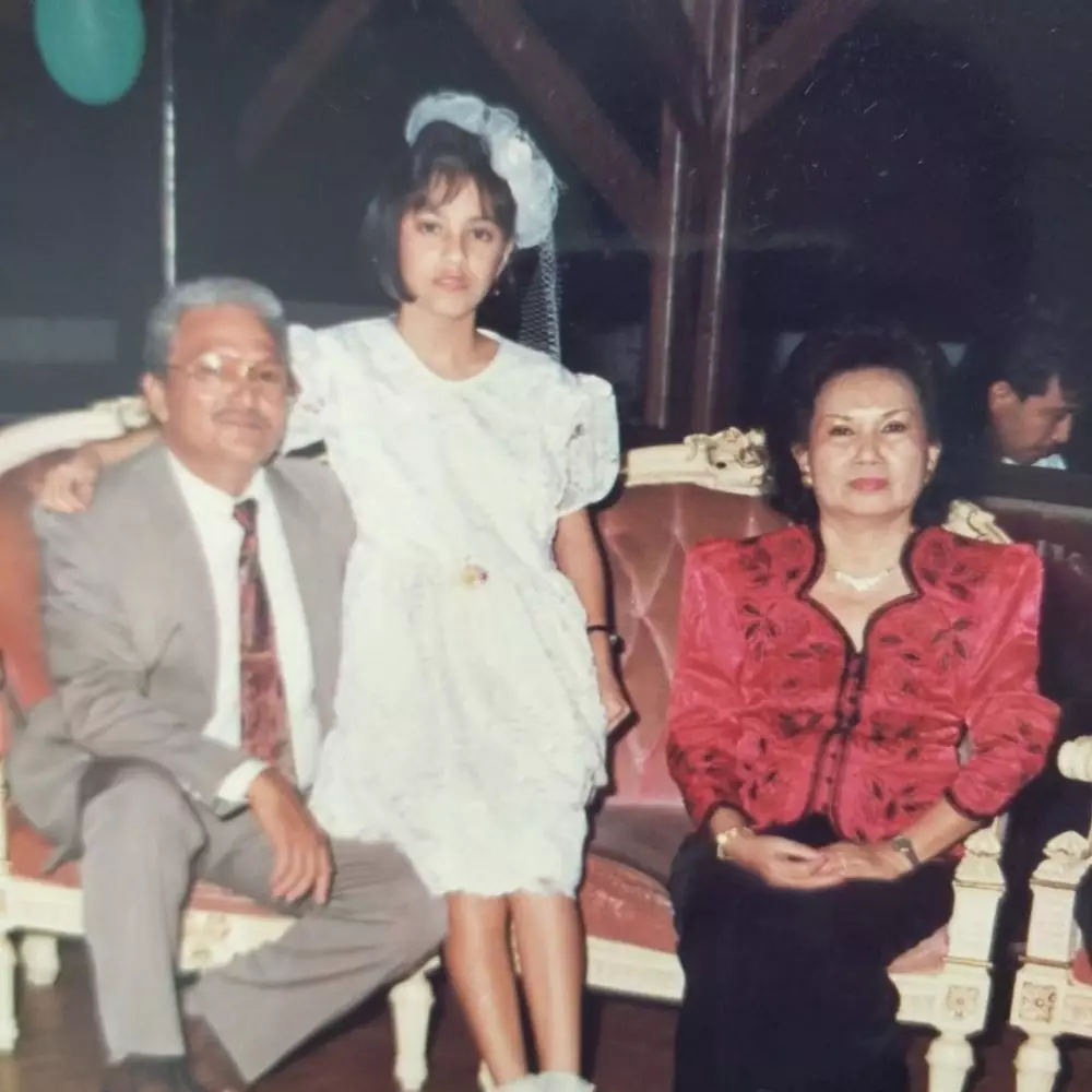 astrid kuya dulu dandan noni belanda © berbagai sumber astrid kuya dulu dandan noni belanda © berbagai sumber