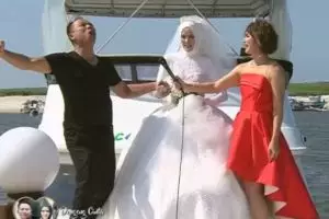 Sempat heran lihat aksi antimainstreamnya, begini kabar terbaru host acara pernikahan Vicky Prasetyo