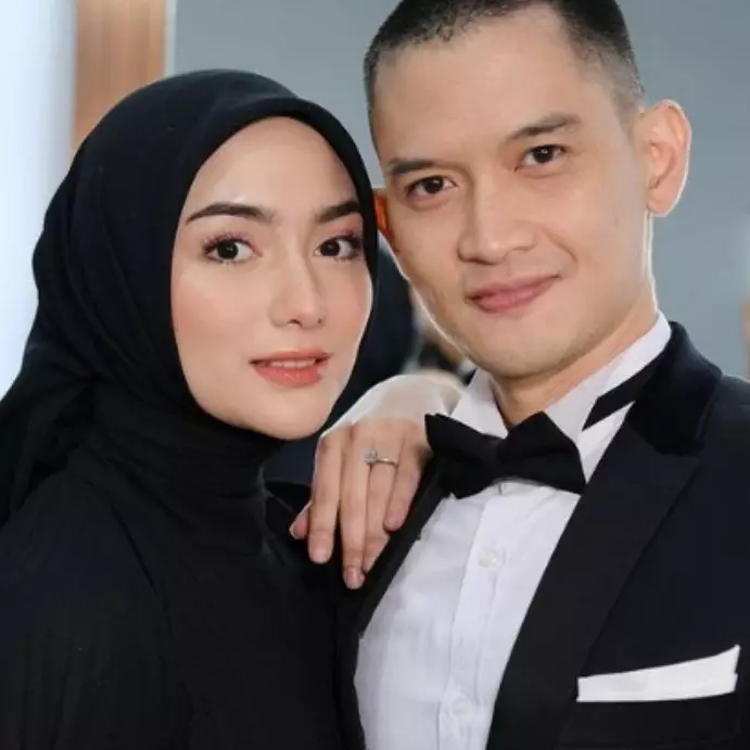Dapat dukungan penuh dari ibunda Citra Kirana, ini 11 potret kedekatan Rezky Aditya dan mertua