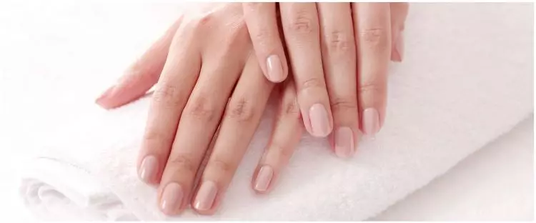 Hanya pakai 1 jenis buah, ini cara simpel atasi kuku yang gampang patah agar tumbuh sehat dan berkilau